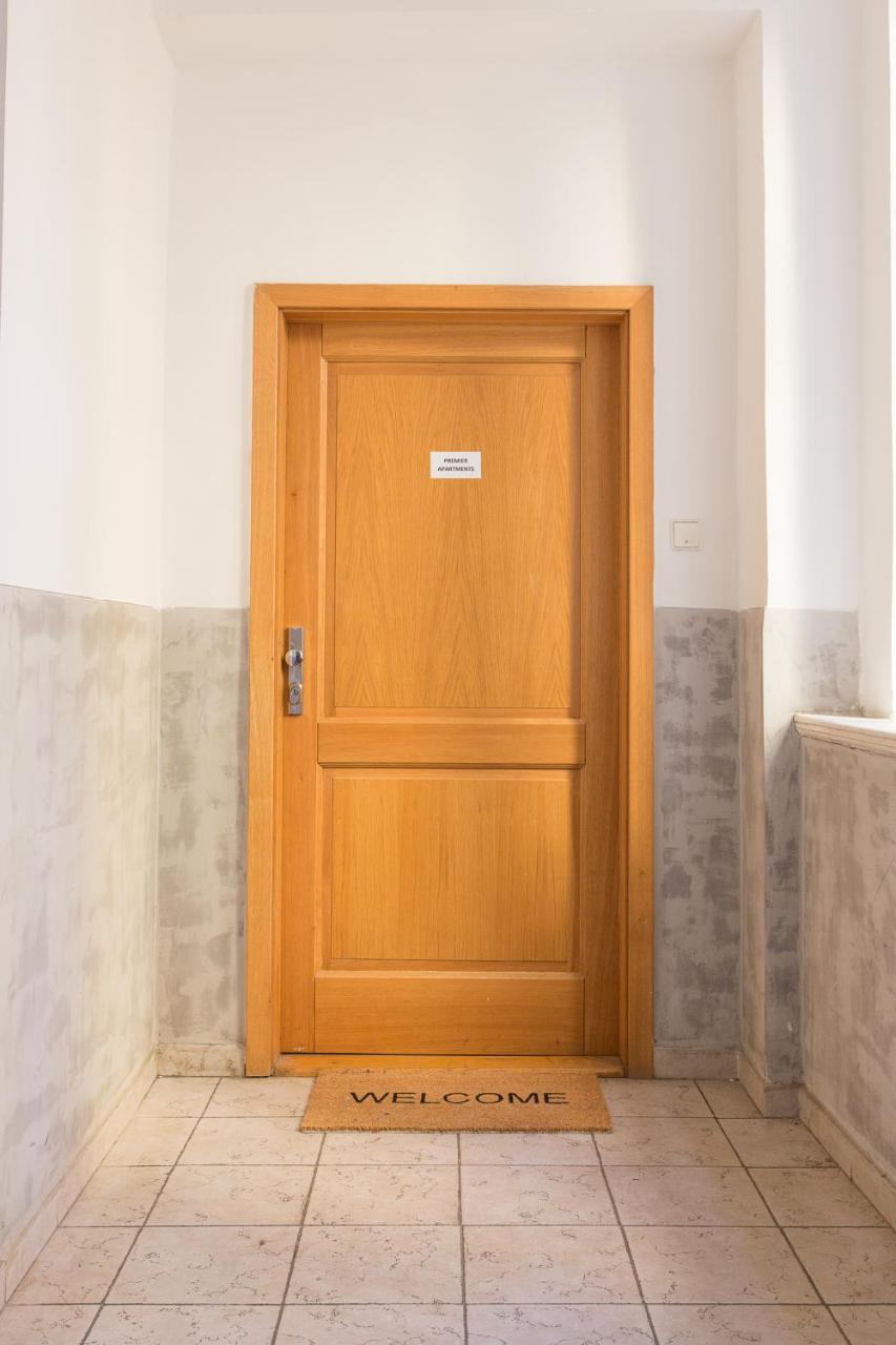 Premier Apartments Near The Museum Πράγα Εξωτερικό φωτογραφία