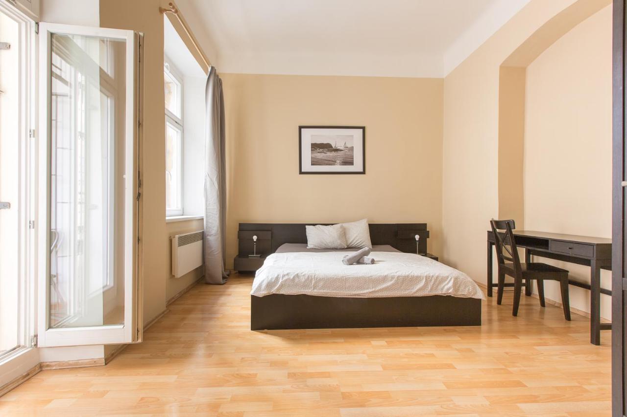 Premier Apartments Near The Museum Πράγα Εξωτερικό φωτογραφία